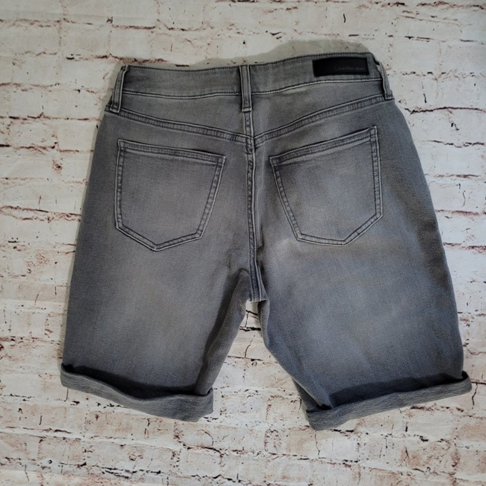 Calvin Klein Jeans, City Short, Size 4, Grey - Picture 4 of 5